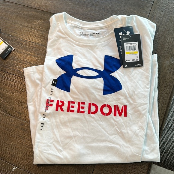 Women’s medium short sleeved UA tee. NWT - Picture 1 of 2